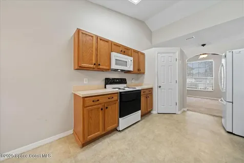 350 Del Rey Street NE Palm Bay FL 32907