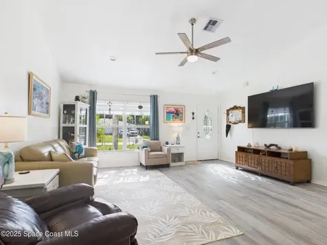 7965 105th Avenue Vero Beach FL 32967
