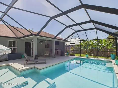 7965 105th Avenue Vero Beach FL 32967