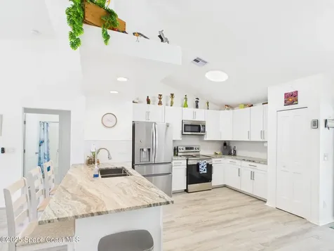 7965 105th Avenue Vero Beach FL 32967
