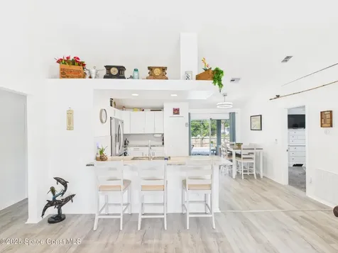 7965 105th Avenue Vero Beach FL 32967