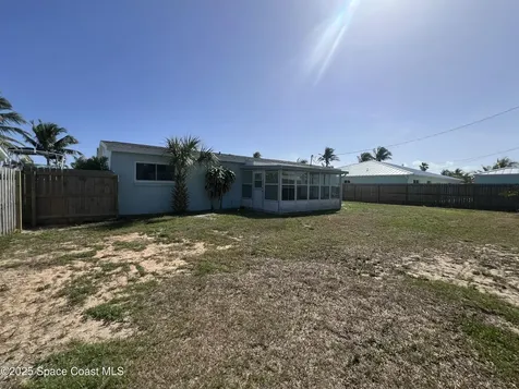 121 SE 4th Street Satellite Beach FL 32937