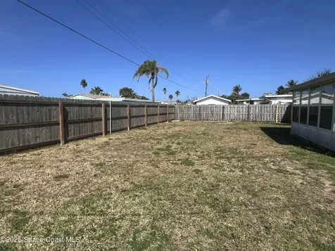 121 SE 4th Street Satellite Beach FL 32937