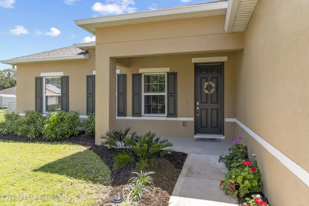 614 Capon Terrace Sebastian FL 32958