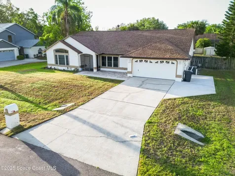 2805 Notre Dame Drive Titusville FL 32780