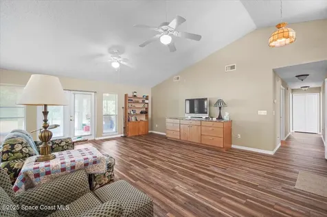 4220 Robins Hill Court Mims FL 32754