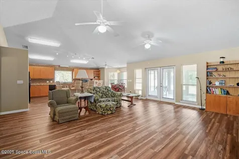 4220 Robins Hill Court Mims FL 32754