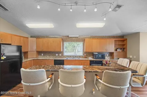 4220 Robins Hill Court Mims FL 32754