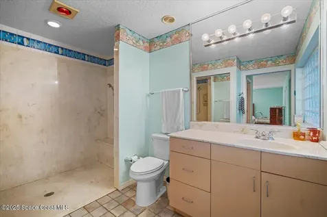 4220 Robins Hill Court Mims FL 32754