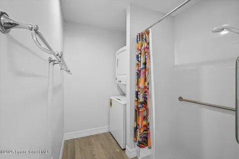 4220 Robins Hill Court Mims FL 32754