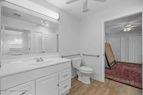 4220 Robins Hill Court Mims FL 32754
