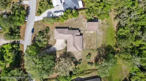 4220 Robins Hill Court Mims FL 32754
