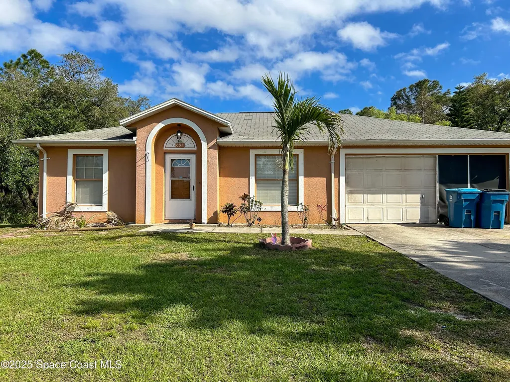 854 Reading Street SE Palm Bay FL 32909