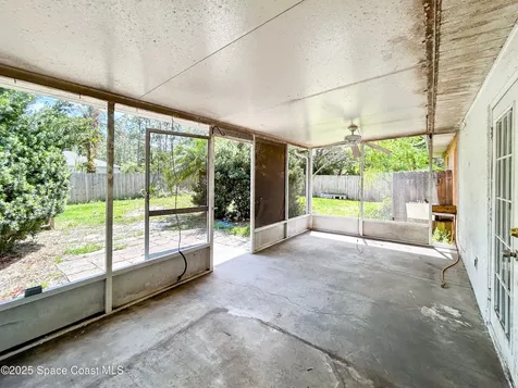 854 Reading Street SE Palm Bay FL 32909