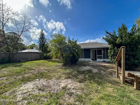 854 Reading Street SE Palm Bay FL 32909
