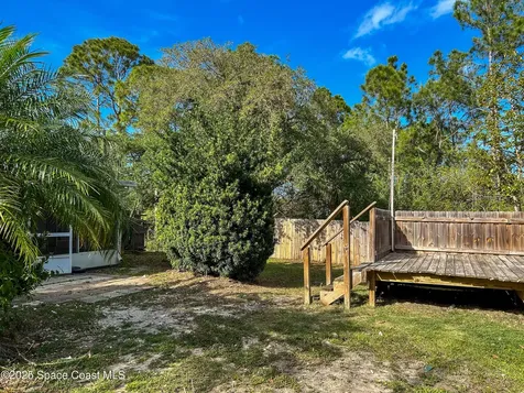 854 Reading Street SE Palm Bay FL 32909