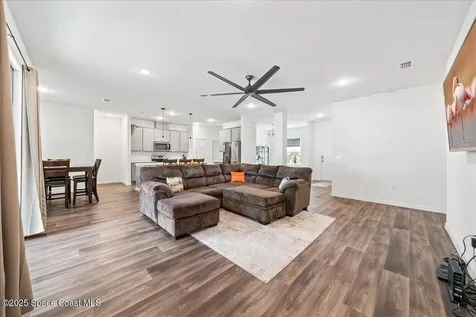 710 Mulberry Street Sebastian FL 32958