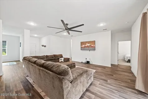 710 Mulberry Street Sebastian FL 32958