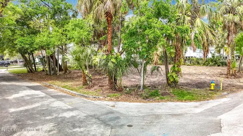 4701 W Clear Avenue Tampa FL 33629