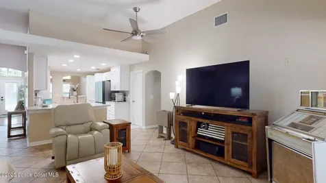 2737 Whistler Street Melbourne FL 32904
