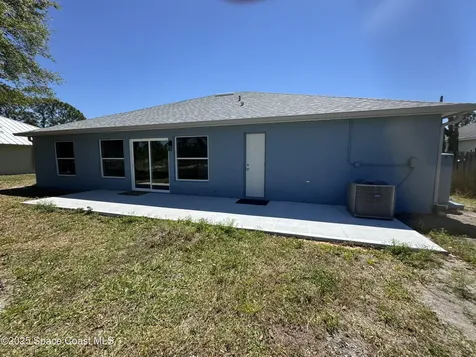 485 Fountain Street SW Palm Bay FL 32908