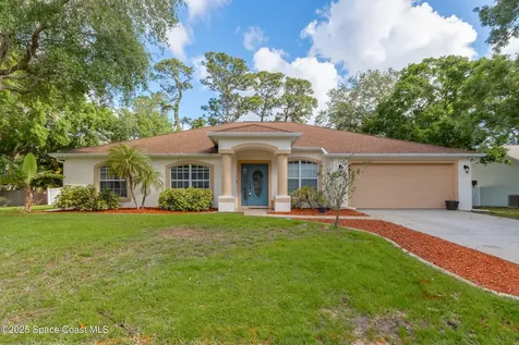 681 Narragansett Street NE Palm Bay FL 32907
