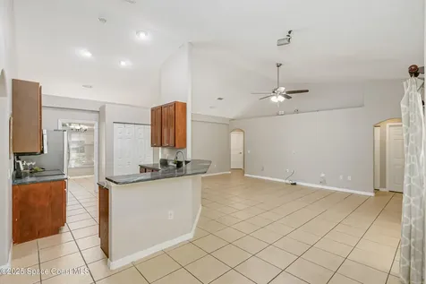 681 Narragansett Street NE Palm Bay FL 32907