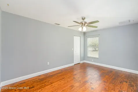 681 Narragansett Street NE Palm Bay FL 32907