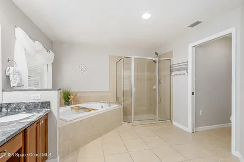 681 Narragansett Street NE Palm Bay FL 32907