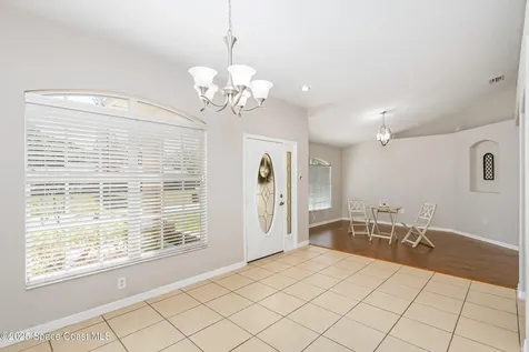 681 Narragansett Street NE Palm Bay FL 32907
