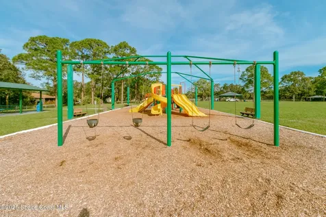 681 Narragansett Street NE Palm Bay FL 32907