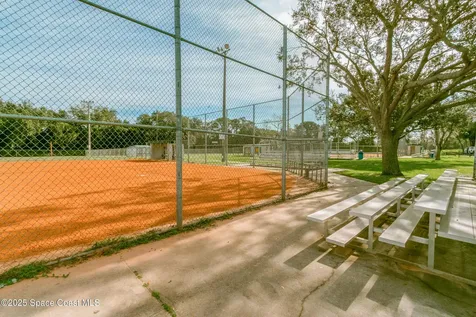 681 Narragansett Street NE Palm Bay FL 32907