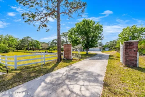 1780 Eva Lane Malabar FL 32950