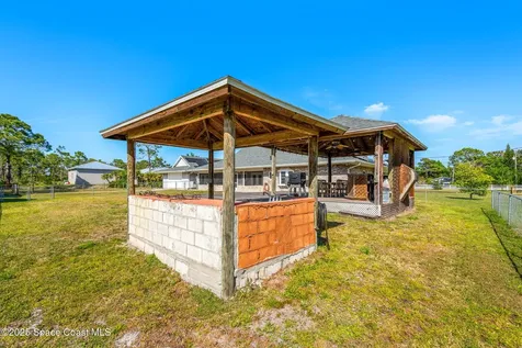1780 Eva Lane Malabar FL 32950