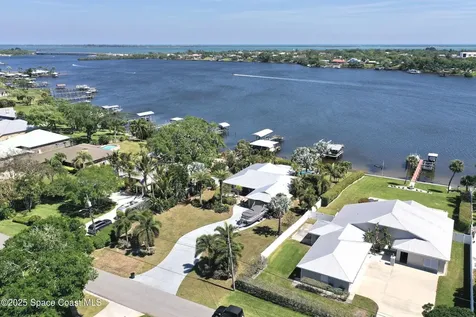9888 Riverview Drive Sebastian FL 32976