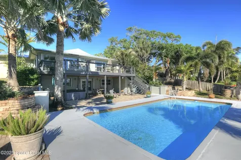 9888 Riverview Drive Sebastian FL 32976