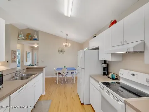 416 37th Avenue Vero Beach FL 32968