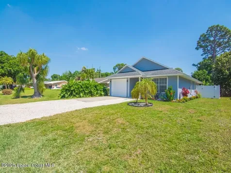 416 37th Avenue Vero Beach FL 32968