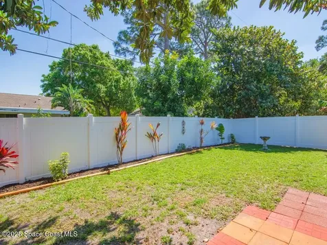 416 37th Avenue Vero Beach FL 32968