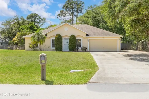 1322 Stadt Road NW Palm Bay FL 32907