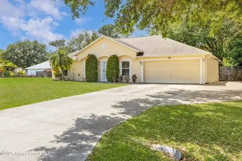 1322 Stadt Road NW Palm Bay FL 32907