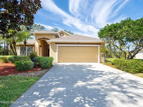 2149 Chinaberry Circle SE Palm Bay FL 32909