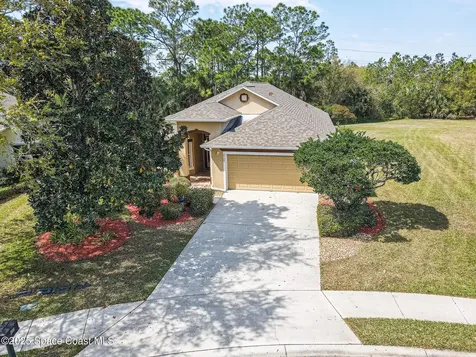 2149 Chinaberry Circle SE Palm Bay FL 32909