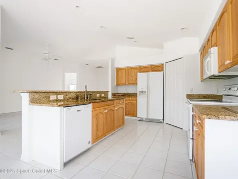 2149 Chinaberry Circle SE Palm Bay FL 32909