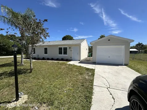 2844 SE Melaleuca Boulevard Port St. Lucie FL 34952