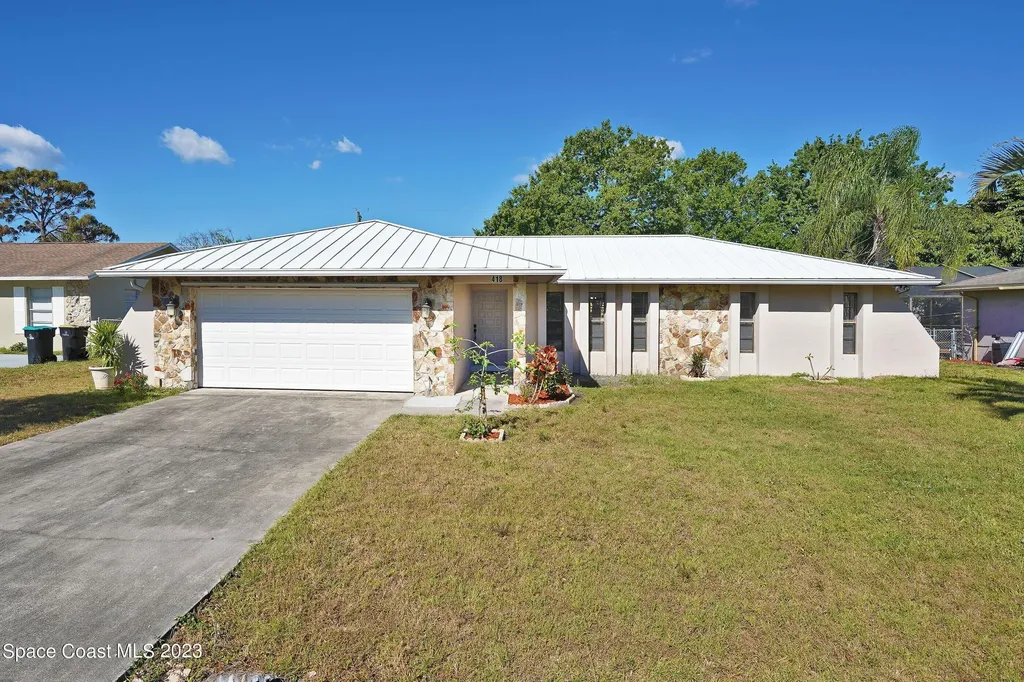 418 Candlestick Avenue NE Palm Bay FL 32907