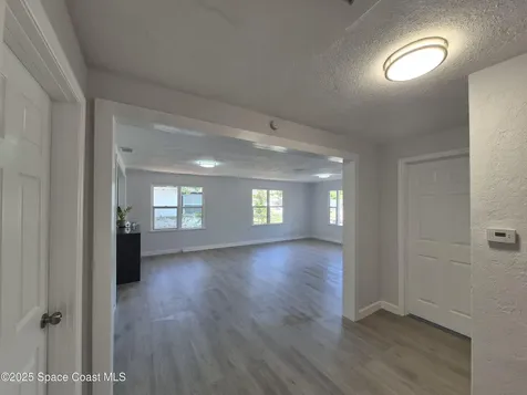 422 N Lincoln Street Daytona Beach FL 32114