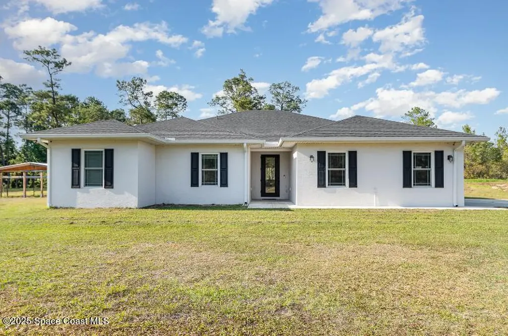 26655 Lost Lake Drive Paisley FL 32767