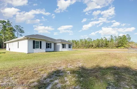 26655 Lost Lake Drive Paisley FL 32767