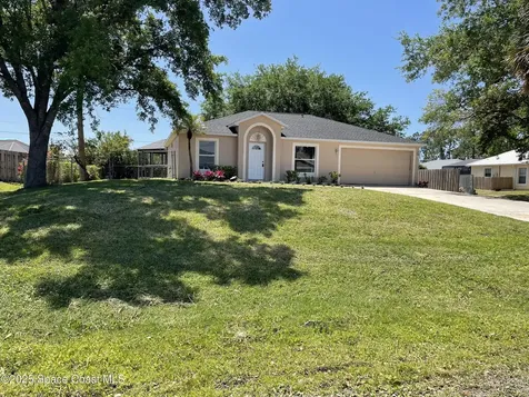 516 Hammond Street SW Palm Bay FL 32908